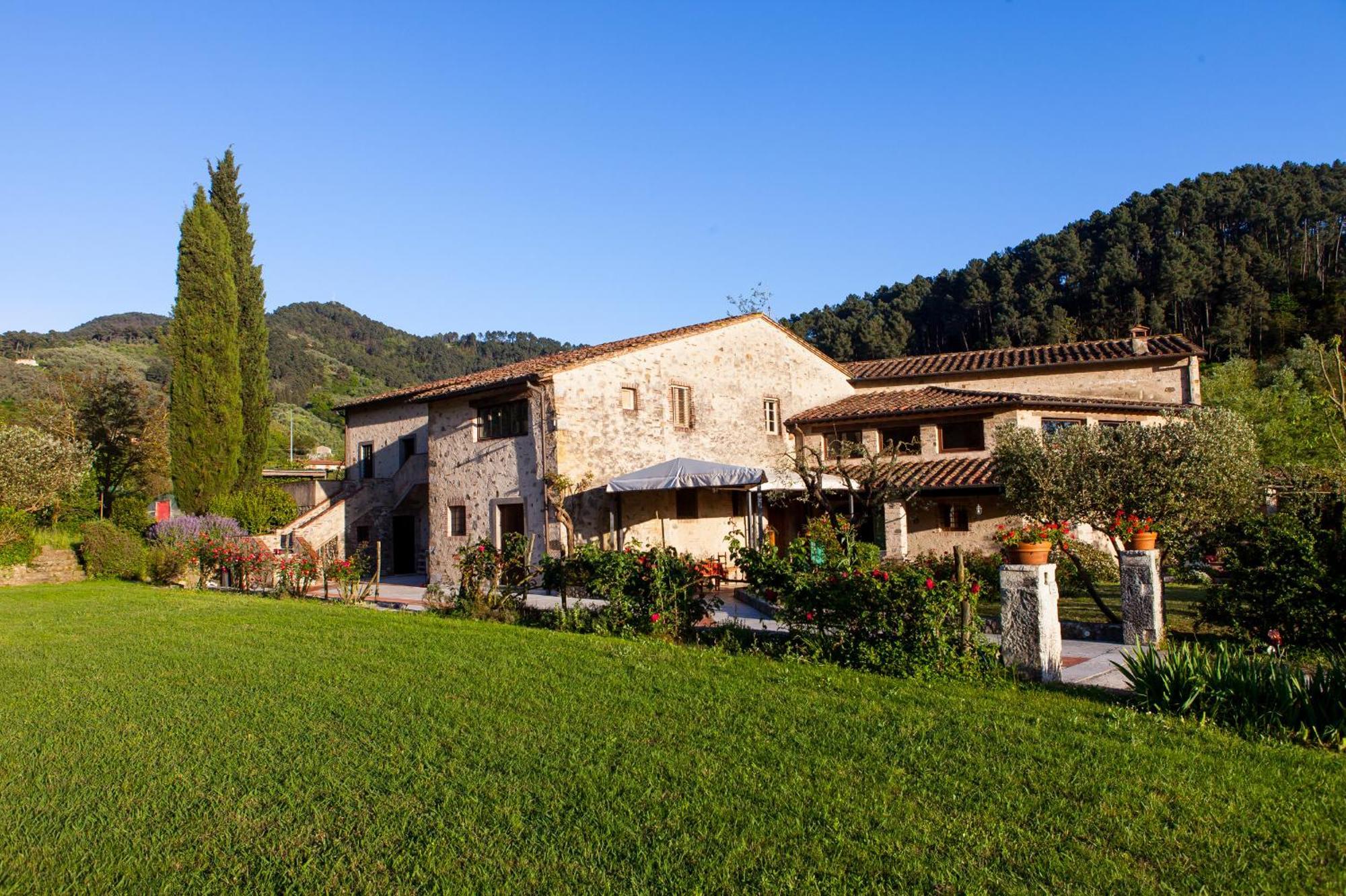 Hotel Bernardone à Camaiore Extérieur photo