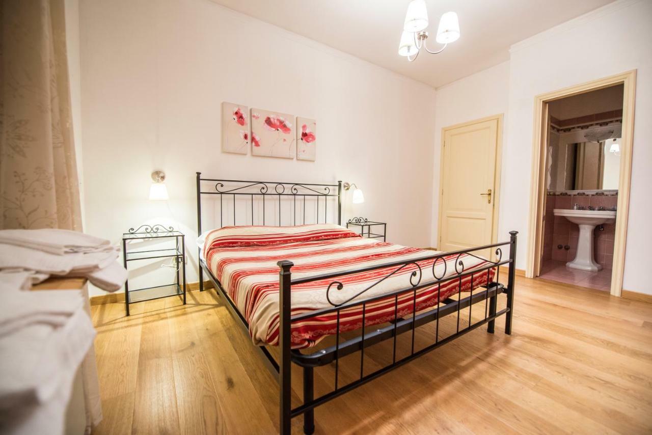 Hotel Bernardone à Camaiore Extérieur photo