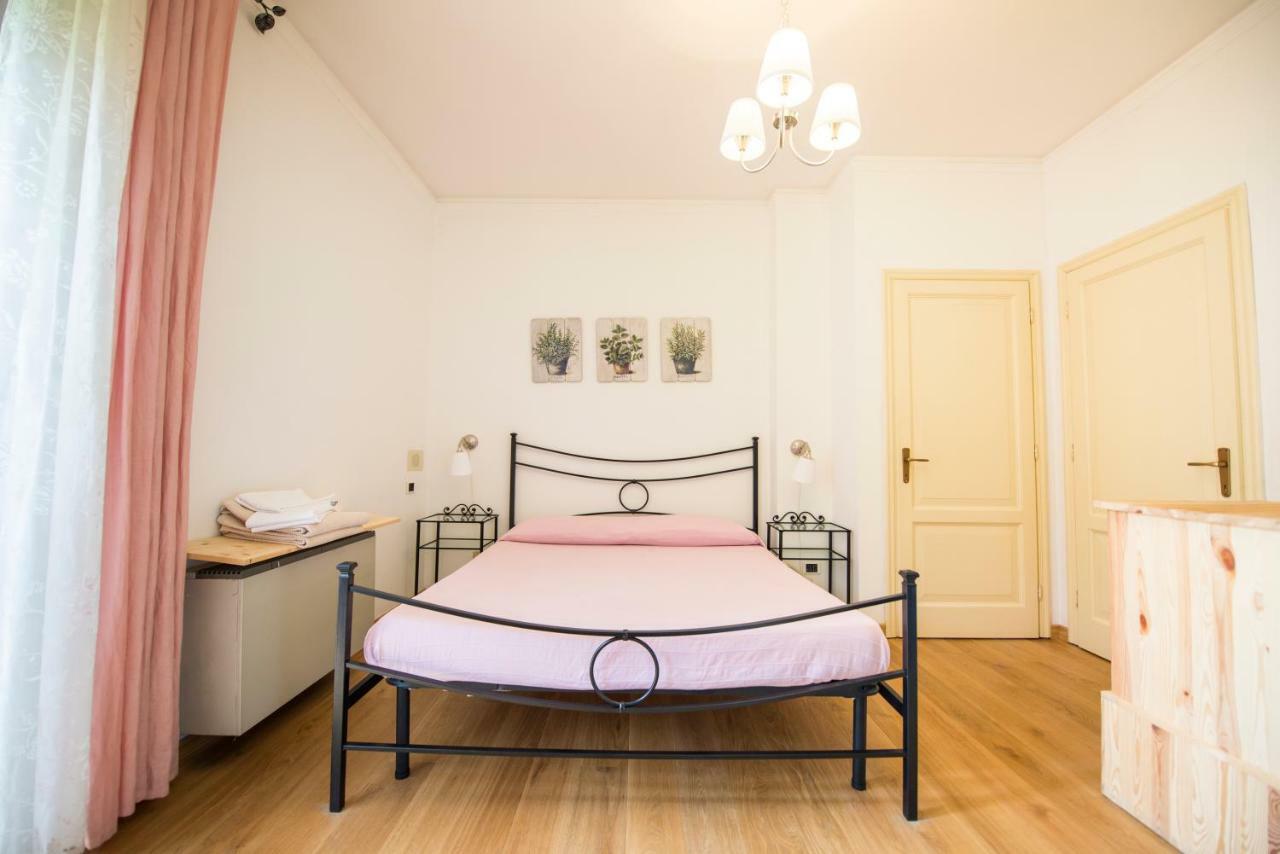 Hotel Bernardone à Camaiore Extérieur photo